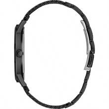 Guess 1 Pieza Reloj de acero inoxidable Guess Richmond para hombre - Caja y pulsera de 44 mm en color plateado, esfera negra con números romanos, cristal mineral resistente a los arañazos, resistente al agua 30 M, accesorio de moda para uso diario - W1263G3