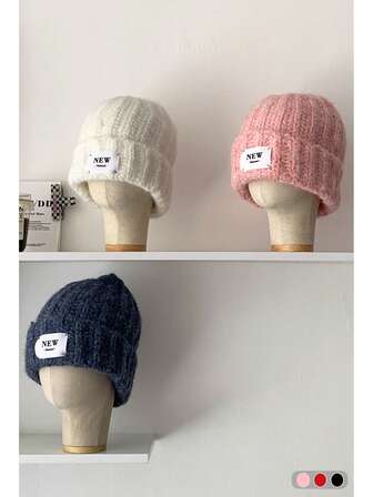 Autumn/Winter New Letter Patch Pom-Pom Knit Hat, Women Oversized Fit Small Face Beanie, Windproof Ear Protection Warm Knitted Cap, Fashionable Versatile Outdoor Cold-Proof Headwear