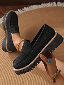 Women's Black Simple Thick Sole Loafers, Retro British Style Slip-On Leather Shoes, Suitable For Commuting, Office, Business - Black - View 1