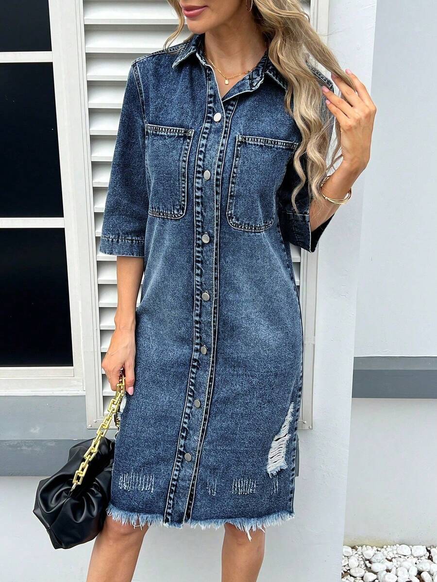 Giacca di jeans da donna - Giacca di jeans con bordi grezzi e strappati, con tasche sul petto, stile casual con bottoni anteriori, capo versatile per stratificazioni