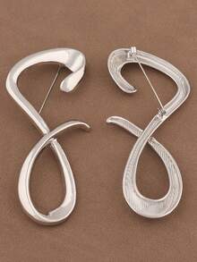 1 pezzo Spilla asimmetrica minimalista in lega di colore oro/argento con simbolo dell'infinito, grande spilla in metallo a forma di numero 8, gioiello adatto per l'uso quotidiano delle donne