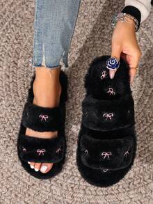 Pantofole da donna per la casa in tessuto con fiocco ricamato, indossabili in tutte le stagioni, con suola piatta e interno in peluche, pantofole da interno per pavimento di casa - Due strisce nere - Visualizzare 10