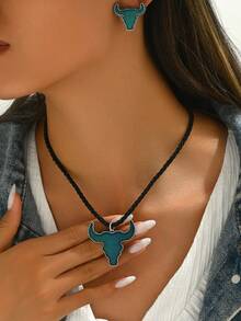 3pcs/Set Vintage Western Cowboy Style Bull Head Element Pendant Jewelry Set Including Necklace And Earrings, Unique Animal Western Design Accessories Suitable For Daily Wear