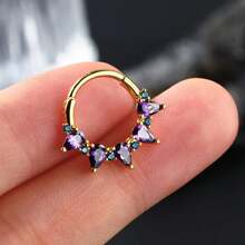 ADYJELY 1 pezzo Elegante anello al setto nasale in acciaio inossidabile ipoallergenico con gemma CZ viola da 16G, design lucido e unico, placcato in oro 18K, anello a segmento unico, anello al setto nasale durevole, adatto per piercing al cartilagine, daith, conca, elice, tragus, rook, lobo, decorazione per piercing al corpo, orecchino per lobo, da 8mm e 10mm, per donne e uomini