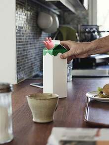 Funny Pouring Milk Bottle Cap Milk Carton Lid Funny Lid,Cow Udder Milk Cap Funny Milk Bottle Pouring Milk Bottle Pourer Wrapped Milk Inverter Cap Cow Spout Lid Cow Shaped Milk Bottle Cap Milk Bottle Cap