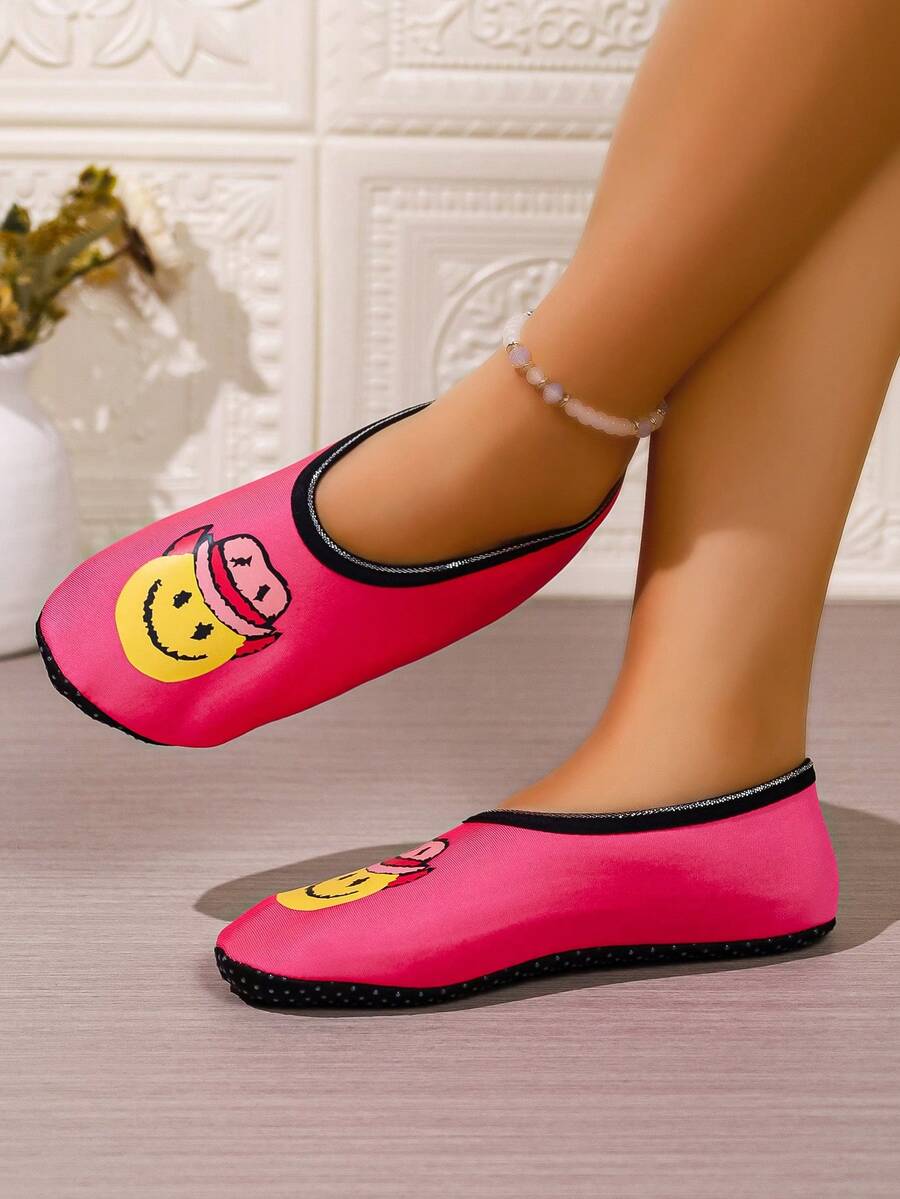 Women's Comfortable Halloween Pumpkin Pattern Slip-On Slippers, Washable For Indoor & Outdoor Use - All Season Soft, Fun House Slippers, Dual-Color Lining, Soft Non-Slip Bottom, Suitable For Halloween, Christmas, Casual Indoor Wear - Hot Pink - View 1