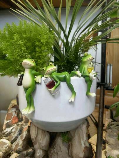 趣味树脂青蛙雕塑花园装饰、艺术花园装饰雕像、壁挂花盆悬挂装饰、家庭办公室桌面花盆创意家居装饰、室内植物装饰、室外装饰、花瓶花盆雕塑装饰、送给朋友、爱人和家人的毕业礼物