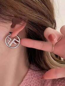 1 par de nuevos pendientes con letra F, diseño de nicho de lujo ligero, pendientes personalizados de temperamento, regalo de joyería