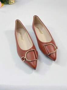 أحذية نسائية بتصميم مشبك وأصبع قدم مدبب، قاعدة مريحة ومتينة، تصميم سهل الارتداء، مناسبة لجميع الفصول، ضرورية للارتداء اليومي