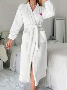 Bata de mujer de franela de unicolor y elegante con cuello en V y manga larga con cintura, bata de franela con estampado de corazón y cinturón, bata casual de lana dunicolordo para mujer, bata de franela con cuello y cinturón, bata de baño de franela forrada térmica y cálida con capucha, manga larga y bolsillos para otoño/invierno, bata de franela con estampado de corazón y cinturón, detalles acogedores y elegantes para otoño/invierno, vacaciones