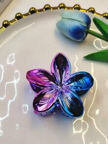 2025 New Arrival Faux Metal Electroplated Dual-Tone Plumeria Hair Claw Clips, Shark Shaped Floral Hair Clips, Suitable For Vacation, Travel, Party, Birthday, Office, Beach, Bun Updo Winter Hair Accessories Flower Hair Clutch