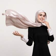 1 件新款时尚、柔软、亲肤、温暖、多功能矩形女士冬季缎面仿丝镂空条纹围巾/披肩/头巾，适合日常穿着 - 多色 - 查看 4