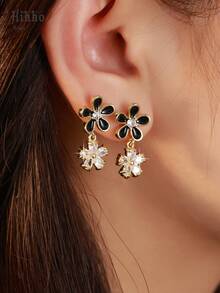 1 Pair Elegant Black Flower Stud Earrings, Featuring Sparkling Zirconia Stones And Glazed Design, Minimalist Versatile Black Earrings For Holiday Party, Women Jewelry Gift