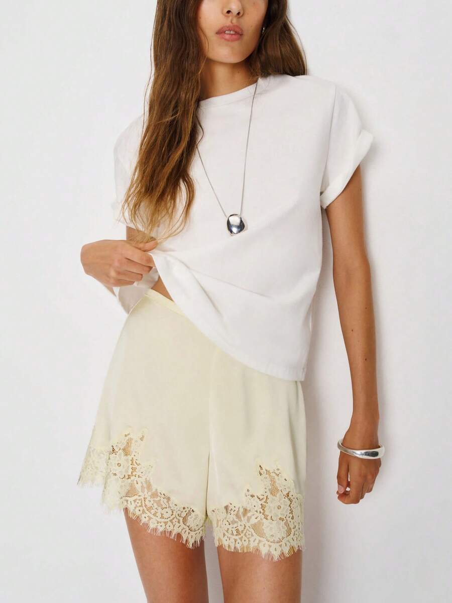 Women Satin Lace Shorts Silk Boxers Shorts Y2k Lace Trim Micro Shorts Cute Knickers Low Rise Mini Pajama Shorts Lounge Slip Sleep Shorts Pj Bottoms Casual Streetwear Outwear - 香檳色 - 查看 1