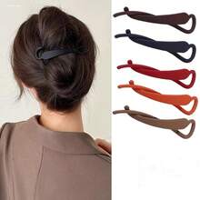 Elegante clip de plátano de plástico mate antideslizante y giratorio | Clip de cabello francés simple para mujer, accesorio de cabello rectangular para coletas, moños y peinados diarios, el regalo perfecto para ella, diseño elegante, clip de cabello duradero, clip de fijación de recogido, clip de cabello para mujer, clip de parte posterior de la cabeza, horquilla, accesorio de cabello tipo clip de plátano