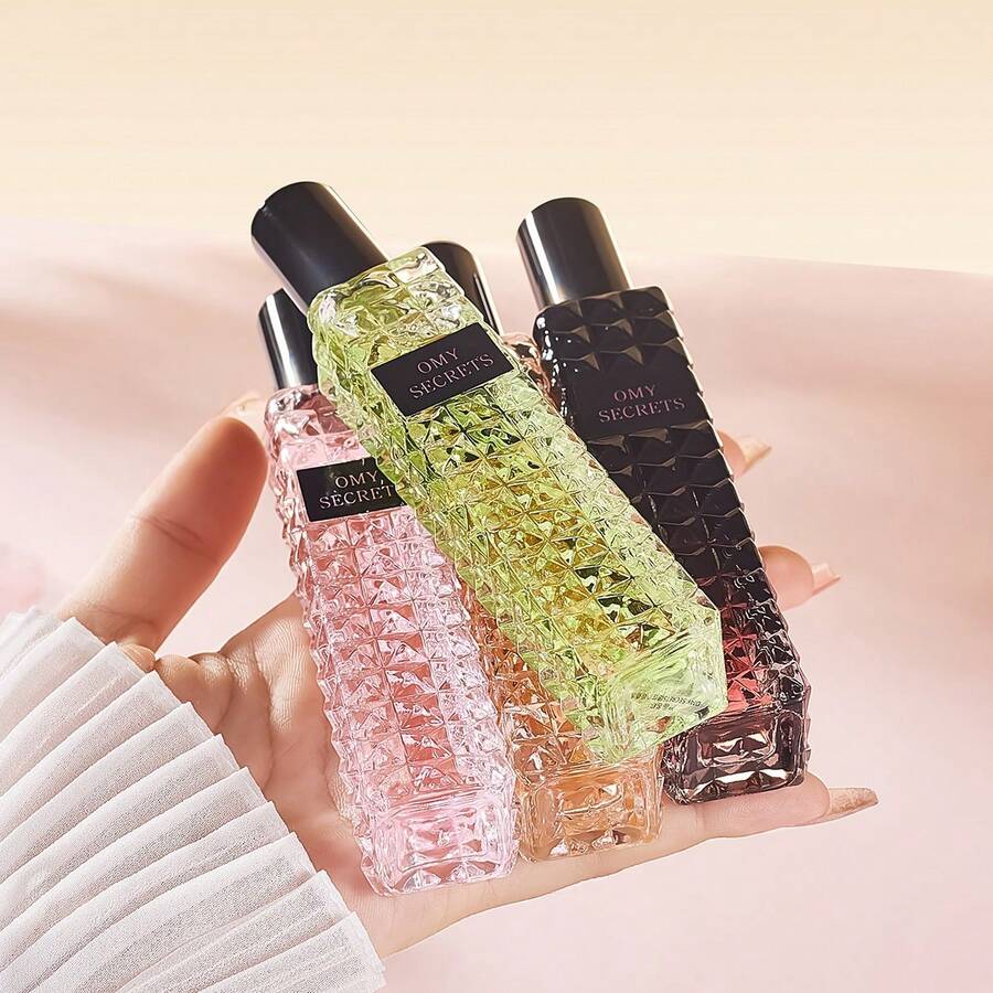 1 件 30ml 香氛喷雾，度假必备，空气清新剂，女士礼物，高端小众香味，蕴含持久自然清新和迷人自然气息，释放优雅花香和果香，适合夏季郊游、室内外、约会、聚会、度假、家庭、办公室，是送给朋友和情侣的理想礼物。