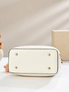 1 set de sac à main, sac à bandoulière et sac bandoulière décontracté pour femme. Sac fourre-tout  doux avec décoration métallique en forme de V. Sac seau avec pendentif mignon - Blanc - Voir 6