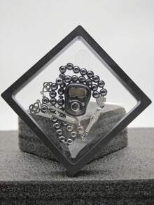 豪华金属念珠套装 | 3 种颜色可选：金色/银色/玛瑙黑，6 毫米 33 颗金属纹理穆斯林念珠 + 带重置按钮的电子计数器，11x11x2cm 精美浮动礼盒，结合信仰计数和奢华装饰，非常适合日常祈祷、节日礼物（释放仪式感和虔诚感，浮动礼盒展现优雅品质） - 彩色 - 查看 10