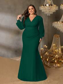 Faeriesty Curve Plus-Size V-Neck Evening Gown With Lantern Sleeves & Sculpted Mermaid Hem – Timeless Floor-Length Formal Dress For Weddings, Black-Tie Galas, Award Ceremonies, Opera Nights, And High-Profile Charity Events