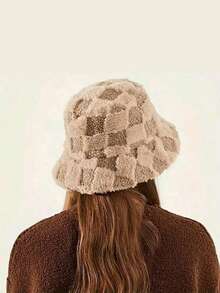 1 Piece/This Chessboard Color Block Plush Bucket-Shaped Bucket Hat Is Suitable For Women To Wear. It Is A Thick, Warm And Windproof, Fashionable And Cute Bucket Bucket Hat For Daily Outdoor Use In Autumn And Winter. Winter Warm