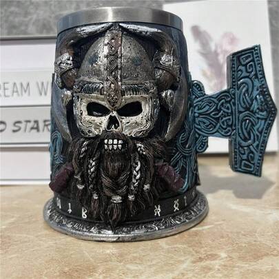 Fantasy-Wikinger-Totenkopf, großer Bierkrug, Wasserkrug mit Henkel, Edelstahl-Innenbehälter, Gothic-Ornament, 550 ml