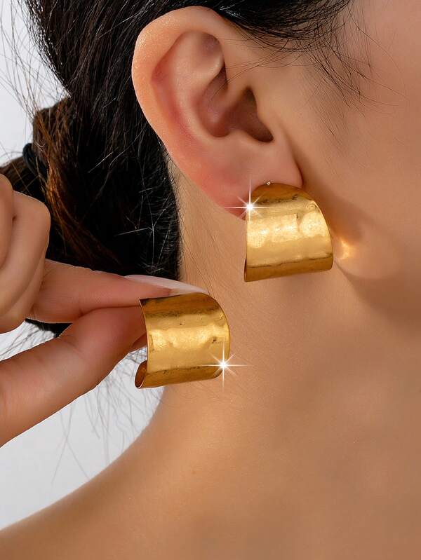 1 Paio di Orecchini a Cerchio Metallici Alla Moda e Oversize a Forma di C per Donne