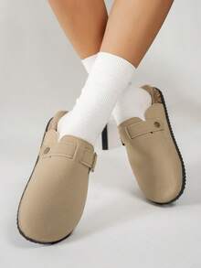 纯色金属搭扣装饰套脚凉鞋，厚底舒适柔软软木鞋底，坡跟凉拖，适合户外、通勤、休闲、日常穿着。 - 卡其色 - 查看 2