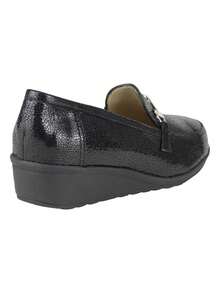 Women Loafers Shoes - Black - View 4