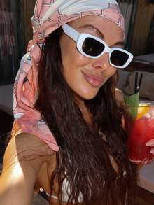 一副时尚高端女士眼镜，Y2K复古风格，白色镜框，适合家庭出游、旅行、海滩、音乐节和日常佩戴 - 白框黑片 - 查看 2