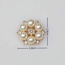 5 Pieces Or 30 Pieces Of Hot - Selling Alloy Pearl Flower DIY Accessories, Which Can Be Used As Materials For Handmade Hair Accessories, Flower Plate Drill Buttons, And Mobile Phone Beauty. They Symbolize The Infinite Creativity Of Handmade Creation, The Exquisite And Beautiful Finished Products, And The Careful Creation Of Small Happiness In Life.