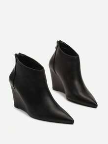 Minimalist Pointed Toe Wedge Ankle Boots - Black - View 5