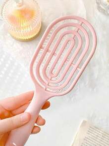 1 pièce Peigne long rose pour femmes avec un design à côtes ajourées, antistatique, démêlant pour une utilisation mouillée et sèche, volumisant, outil de coiffure, accessoire rose