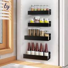 Conjunto de 2 porta-temperos de metal preto/prateado, para montagem na parede sem necessidade de furos ou parafusos, economiza espaço, ideal para guardar potes de ervas e especiarias em portas de armários/paredes, resistente e durável, comporta de 6 a 8 potes, capacidade de 10 kg, perfeito para cozinha, banheiro, Natal e Páscoa.