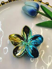 2025 New Arrival Faux Metal Electroplated Dual-Tone Plumeria Hair Claw Clips, Shark Shaped Floral Hair Clips, Suitable For Vacation, Travel, Party, Birthday, Office, Beach, Bun Updo Winter Hair Accessories Flower Hair Clutch