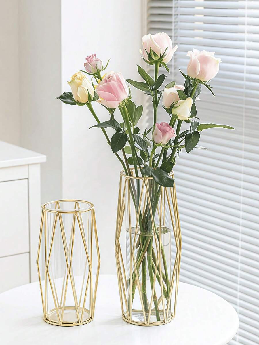 1pc Iron Geometric Simple Glass Hydroponic Vase, Classic Geometric Cylindrical Shape Light Luxury Style Vase, Home Decoration, Suitable For Living Room Wine Cabinet, Desktop Decoration