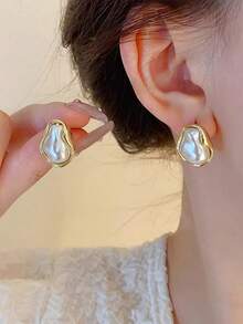 1 Pair Asymmetrical Faux Pearl Elegant Unique Everyday Versatile Elegant Women Earrings