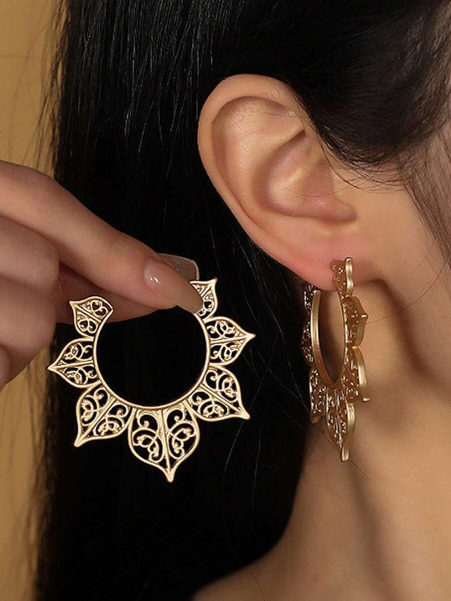 2 piezas Pendientes de aro con diseño floral hueco vintage, diseño exagerado, pendientes de moda versátiles para mujeres, adecuados para uso diario y reuniones