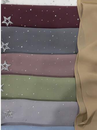 1 pièce Écharpe longue en mousseline de soie à paillettes en forme d'étoile pentagonale de couleur unie. Foulard multifonctionnel musulman pour femmes, accessoire d'extérieur quotidien, idéal pour s'envelopper les cheveux, décorer les tenues et offrir en cadeau