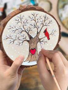 1/5片未加工木屑 - 非常适合制作中心装饰品、带树皮的圆形木片、木制饼干圈，适用于圣诞工艺品、乡村婚礼和DIY项目。木片、工艺用品、木制、原木片、木制、婚礼、圣诞节、圣诞工艺品、成人工艺用品、艺术和手工艺品、DIY、杯垫、木制玩具、木制装饰品、木制玩具、DIY工艺品 - 彩色 - 查看 10