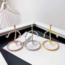 Minimalistischer Metall-Herz Kristall Ständer, Kristallkugel Natursteinbasis, für Zuhause, Büro, Halloween & Heimdekoration, Raumdekoration