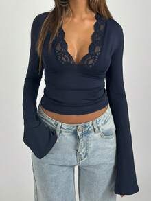 Women Y2k Crop Tops Sexy Lace Patchwork Deep V Neck Bell Long Sleeve Slim Fit T Shirt Casual Going Out Tops Blouse Streetwear Fall Spring Low Cut Basic Tees Aesthetic Clothes - Màu xanh hải quân - Xem 4