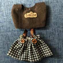 Doll Outfit Set, Brown Ribbed Top With "Smile" Patch & Houndstooth Suspender Skirt, Clothing For Dolls - 1 Set - Multicolor - View 2