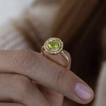 Ins Internet Celebrity Green Field Fairy Tale Peridot Ring Set High-End Niche Colorful Gemstone Ring Vintage Gold-Plated Ring For Women - 8 - 查看 4