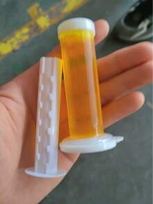 jakehoe Toilet Flower Cleaner, Suitable For Bathroom Toilet Deodorizing, Cleaning Odor, Urine Stains And Descaling Cleaner, Send Family And Friends Holiday Gifts (New And Old Models Are Sent Randomly)