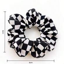 5pcs Modern Checkered Black And White Hair Bands And Scrunchies, Casual Checkered Fabric Hair Accessories ,Ponytail Holders ,Hair Elastics ,Hair Rubber Bands ,Hair Rope ,Elastic Hair Tie