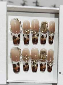 10 Stücke reine handgefertigte Aufklebe-Nägel extra lange Sarg-Nägel Hot Girl Nail Art Maillard Leopard Muster Französisch kleine Diamanten sanft elegante Nägel für Damen und Mädchen Herbst Winter Festivals Partys und täglichen Gebrauch