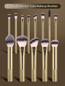 MAANGE 3/5/7/13件套专业软柄铝制化妆刷套装，包含粉底刷、眼影刷、眉刷、晕染刷、高光刷、遮瑕刷，适用于粉状、液状、膏状化妆品，非常适合日常使用和旅行携带，是送给朋友的理想化妆配件礼物，也是赠品，专业化妆刷套装。 - 金色 - 查看 7