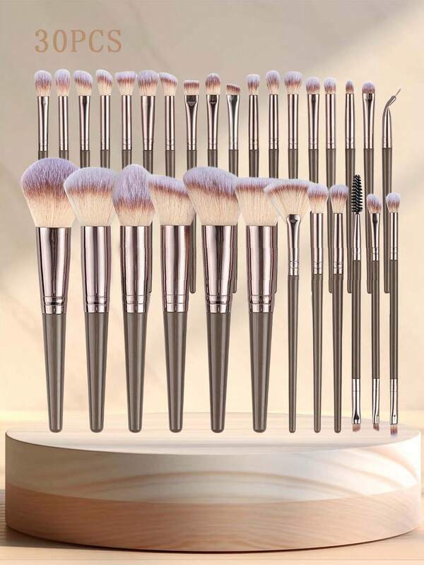 18/20/30件套多尺寸专业化妆刷套装（包含散粉扑+散粉刷+粉底刷+轮廓刷+腮红刷+眼影刷+晕染刷+高光刷），适合所有肤质，新手也能轻松上手，送给女朋友的贴心礼物，日常妆容和送礼的理想之选~，化妆刷套装，化妆刷套装，化妆刷套装，全套化妆刷，化妆刷套装，全套化妆套装，化妆刷套装，化妆刷套装，化妆礼品套装，套装，赠品，专业化妆刷，全套化妆刷