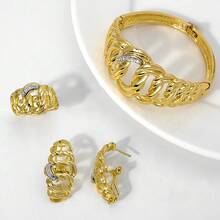 Set de 4 piezas de joyería elegante y retro chapada en oro de 14k con anillos de cobre entrelazados con circonita brillante, incluyendo collar, pulsera, anillo y aretes. Adecuado para uso diario, fiestas, banquetes, bodas, Día de Acción de Gracias y Día de la Madre. - Dorado - Ver 7