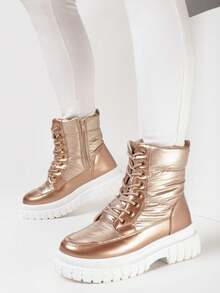 Schneestiefel mit dicker Sohle und Schnürung - Gold - Übersicht 2